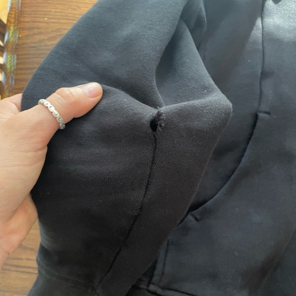 Lululemon Scuba Hoodie - Picture 6 of 6